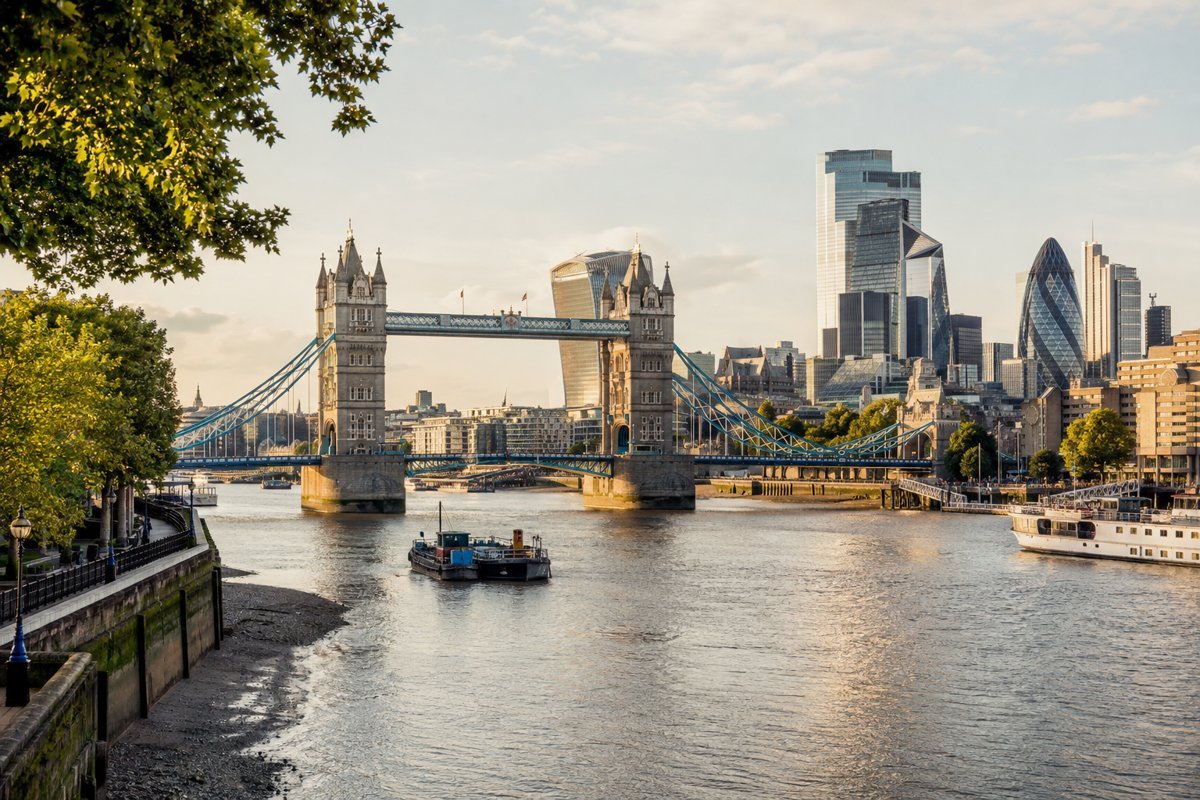Illustrative city view of London